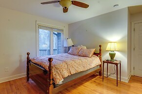 Spacious Lakefront Apt w/ Deck in Fayetteville!