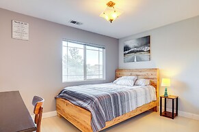 Mtn-view Escape w/ Hot Tub in Sparks!