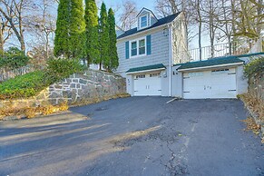 3 Mi to Downtown: Spacious White Plains Home
