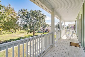 Walk to Marina & Beach: Modern Pass Christian Home