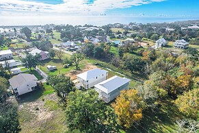 Walk to Marina & Beach: Modern Pass Christian Home