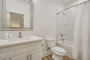 Walk to Marina & Beach: Modern Pass Christian Home