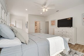 Walk to Marina & Beach: Modern Pass Christian Home