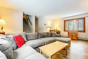 7 Mi to Mt Snow Resort: Family Home w/ Fire Pit!