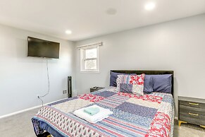 3 Mi to Dtwn: Home w/ Yard in Newark