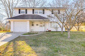 3 Mi to Dtwn: Home w/ Yard in Newark