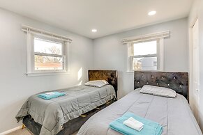 3 Mi to Dtwn: Home w/ Yard in Newark