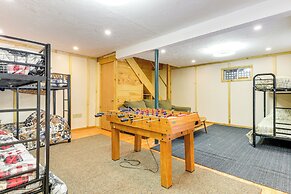 2 Mi to Boat Ramp: Log Cabin in New Hampshire