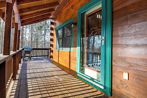 2 Mi to Boat Ramp: Log Cabin in New Hampshire