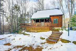 2 Mi to Boat Ramp: Log Cabin in New Hampshire