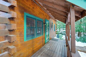 2 Mi to Boat Ramp: Log Cabin in New Hampshire