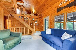 2 Mi to Boat Ramp: Log Cabin in New Hampshire