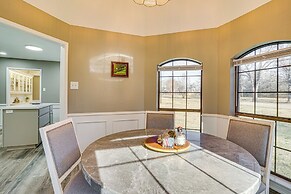 Large Yard, Fire Pit & Games: Grandview Haven!