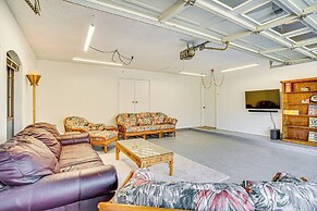 Large Yard, Fire Pit & Games: Grandview Haven!