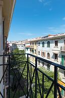 The Room Hotel Sunset Town