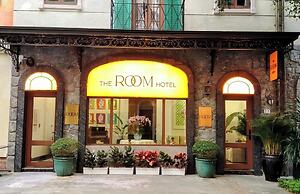 The Room Hotel Sunset Town