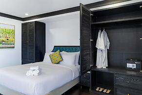 The Room Hotel Sunset Town