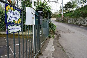 Holiday House Genoveffa