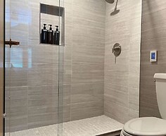 4315 - Two Bedroom Deluxe Creekside Condominiums 2 Condo