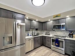 Gateway Condominiums A10 Brought to you by GetAway Vacations