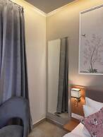 Hotel Aura By Arihant