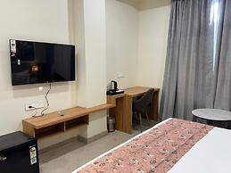 Hotel Aura By Arihant