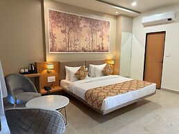 Hotel Aura By Arihant