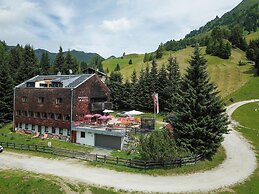 Cosy Apartment in Tyrol