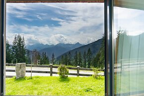 Apartment in Tyrol Near Ski Slopes
