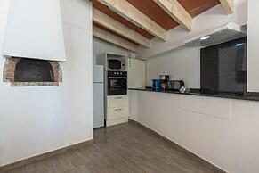 Villa in Central Location