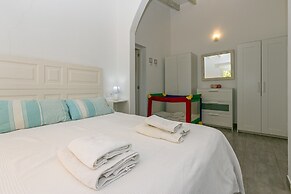 Villa in Central Location