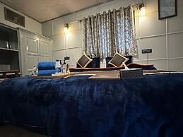 WATERFRONT PINE PAHALGAM