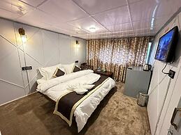 WATERFRONT PINE PAHALGAM