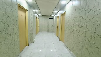 Hotel Corner View