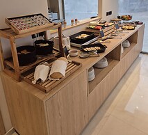 SOHO BLUE city hotel