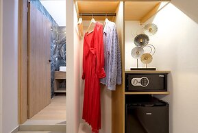 SOHO BLUE city hotel