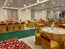 Hotel Rainbow Tower Airport Zone