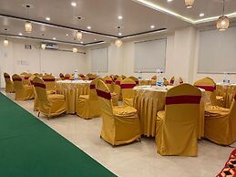 Hotel Rainbow Tower Airport Zone