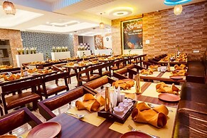 Hotel Rainbow Tower Airport Zone