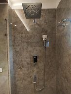 THE PARADISE KINGDOM