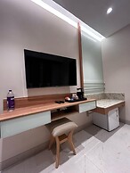 THE PARADISE KINGDOM