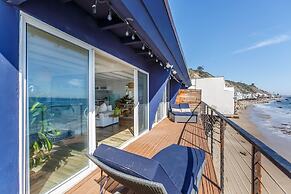 Cheerful 2 Bedroom with Sunset Views
