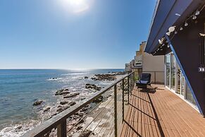 Cheerful 2 Bedroom with Sunset Views