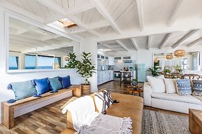 Cheerful 2 Bedroom with Sunset Views