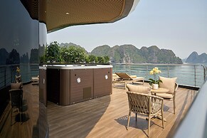 Calista Halong Bay Cruise