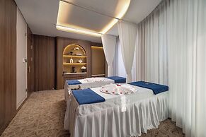 Calista Halong Bay Cruise