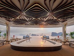 Calista Halong Bay Cruise