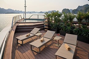 Calista Halong Bay Cruise