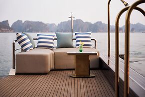 Calista Halong Bay Cruise