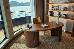 Calista Halong Bay Cruise